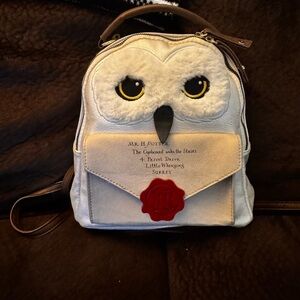 Harry Potter Loungefly Mini Backpack – Hedwig w/ Hogwarts Letter
